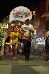 BIB: 50631, 50533
                            <button type="button" onclick="openModal(21832169)" class="btn btn-primary btn-sm float-right btn-popup" data-toggle="modal" data-target=".modal-high-quality">
                        <i class="fas fa-shopping-cart"></i> Add to Cart
                    </button>
                                            <button type="button" onclick="isThisMe(21832169, true)" class="btn btn-success btn-sm float-right btn-popup btn-isme hidden" data-toggle="tooltip" data-placement="bottom" title="นี่คือรูปของคุณใช่ไหม คลิกที่นี่เพื่อเอาเข้าอัลบั้ม">
                        <i class="fas fa-plus"></i> Add to album
                    </button>
                    <button type="button" onclick="isThisMe(21832169, false)" class="btn btn-warning btn-sm float-right btn-popup btn-isnotme hidden">
                        <i class="fas fa-ban"></i> Remove from album
                    </button>